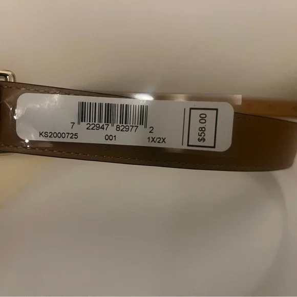 Sleek Black Leather Kate Spade Belt - Picture 9 of 9